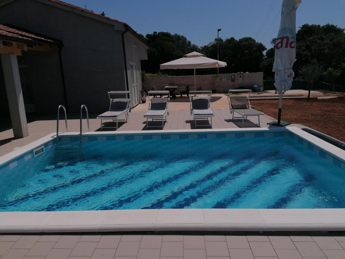 Vila House With Pool Mali Lošinj Exteriér fotografie